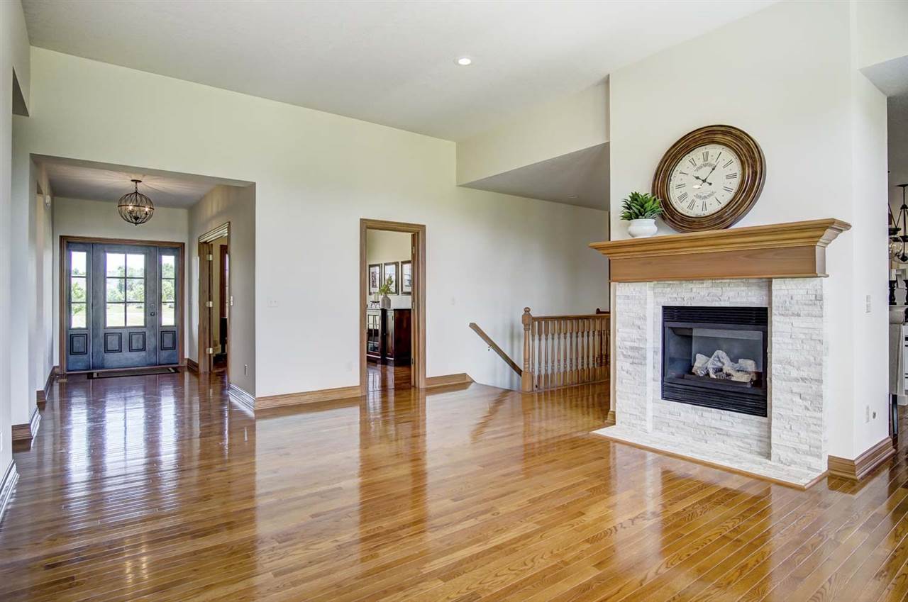 6310 Hollopeter Road Leo, IN 46765 - Photo 10 of 33 Gallery Image 10