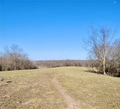 $150,000 | 1001 South Van Dyke Road, Buckner, MO 64016