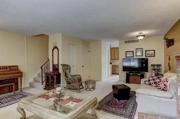 $3,200 | 14667 West Ellsworth Avenue, Golden, CO 80401