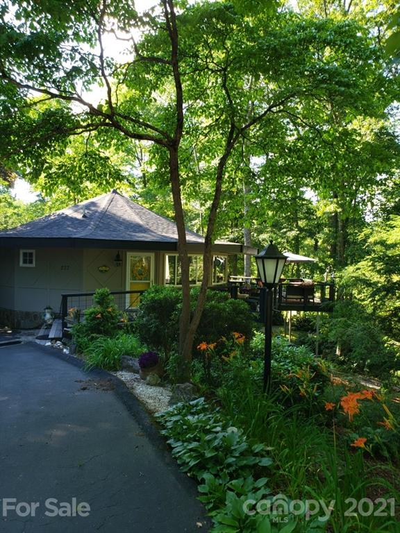 237 Rockledge Road, Unit 33 34 Spruce Pine, NC 28777 - Photo 1 of 30 Gallery Image 1