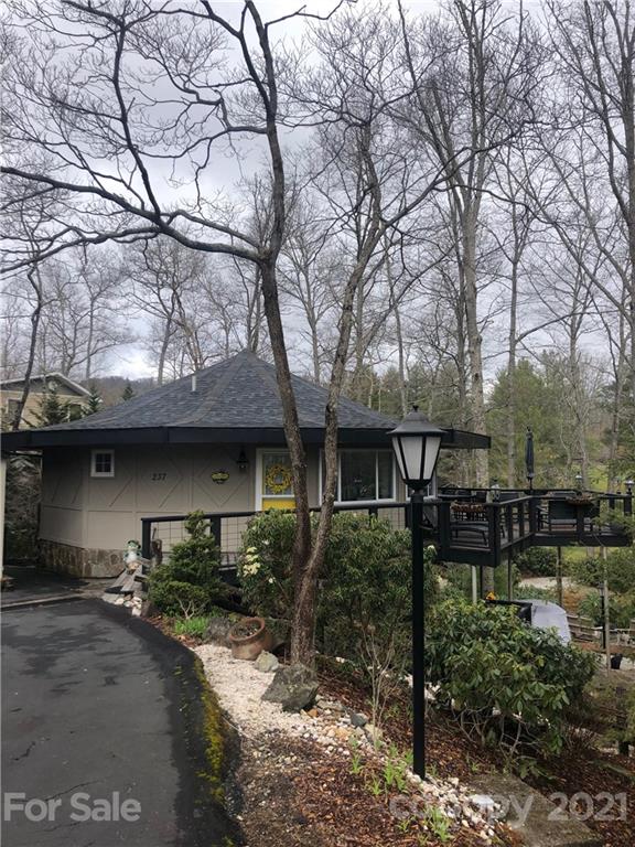 237 Rockledge Road, Unit 33 34 Spruce Pine, NC 28777 - Photo 3 of 30 Gallery Image 3