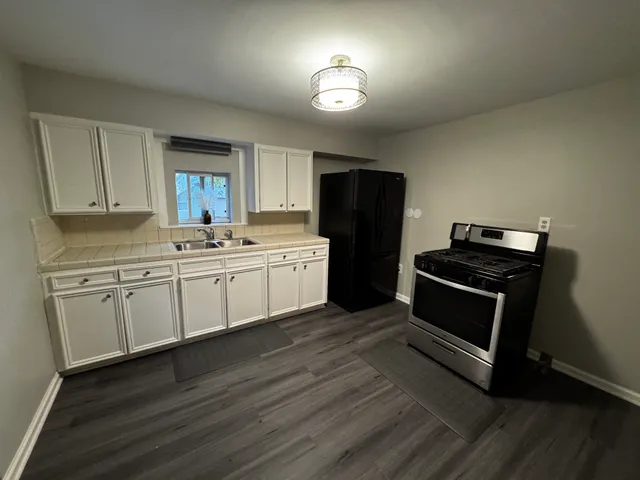 $1,000 | 7837 Dayton Street, Houston, TX 77012