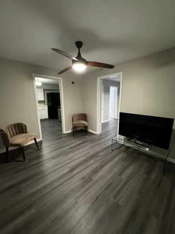 $1,000 | 7837 Dayton Street, Houston, TX 77012