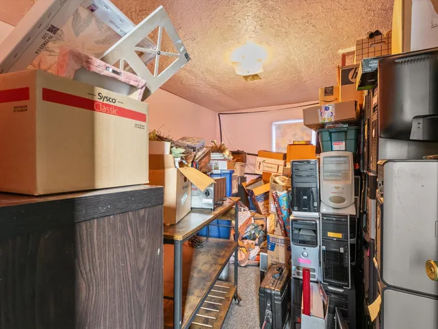 $175,900 | 4213 Menasha Avenue, Manitowoc, WI 54220