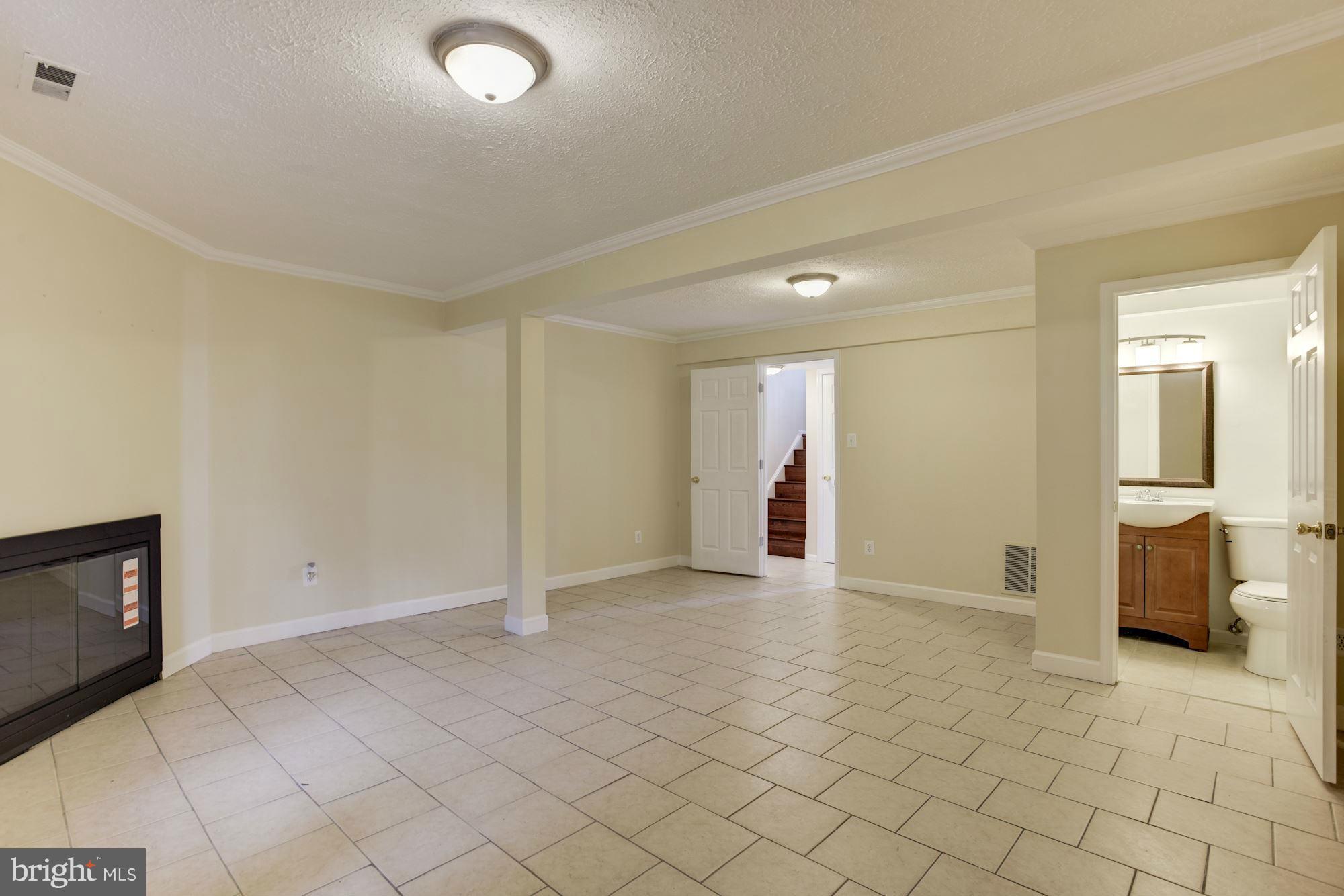 68 Talister Court Rosedale, MD 21237 - Photo 15 of 22 Family Room