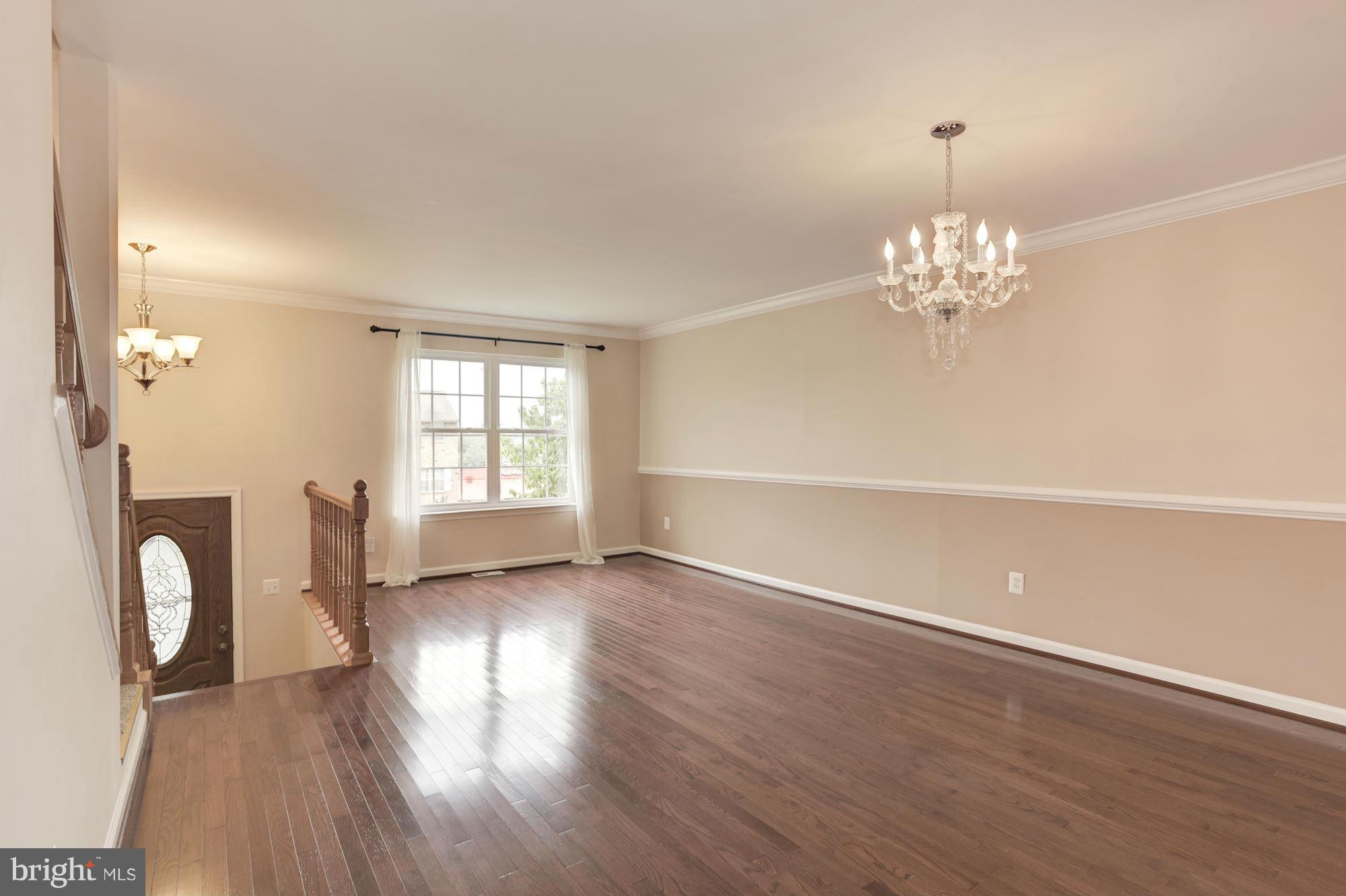 68 Talister Court Rosedale, MD 21237 - Photo 5 of 22 Living Room