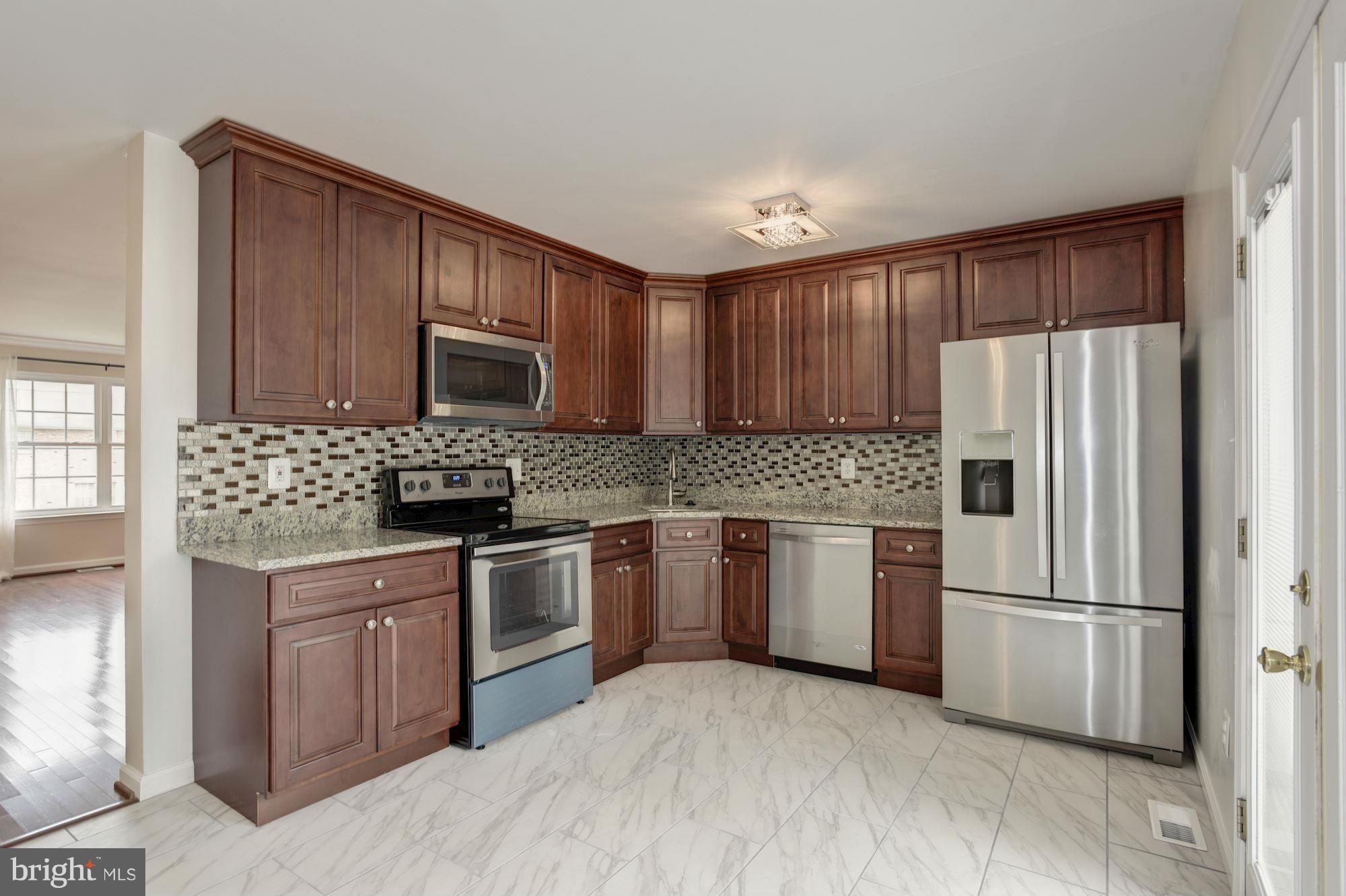 68 Talister Court Rosedale, MD 21237 - Photo 6 of 22 Kitchen