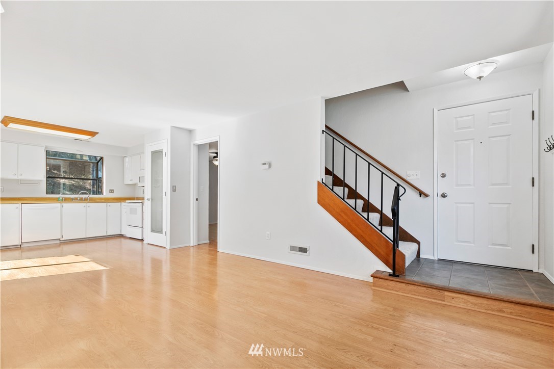 2109 Northeast 23rd Street Renton, WA 98056 - Photo 11 of 24