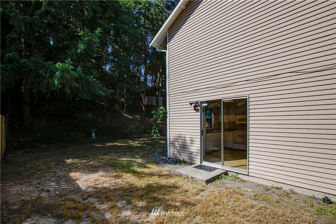 2109 Northeast 23rd Street Renton, WA 98056 - Photo 19 of 24