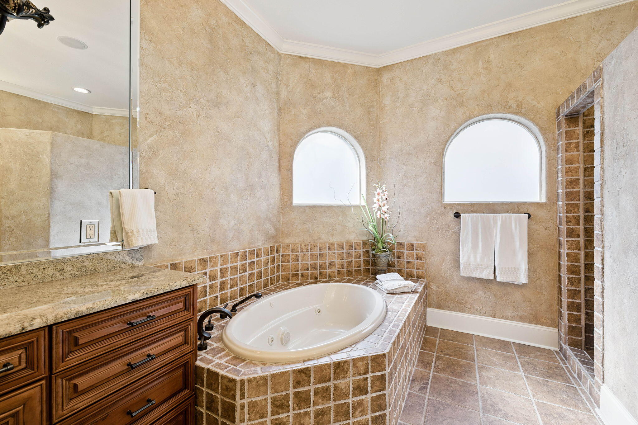 6326 Augusta Cove Destin, FL 32541 - Photo 49 of 71 52-Primary-Bath-Soaking-Tub