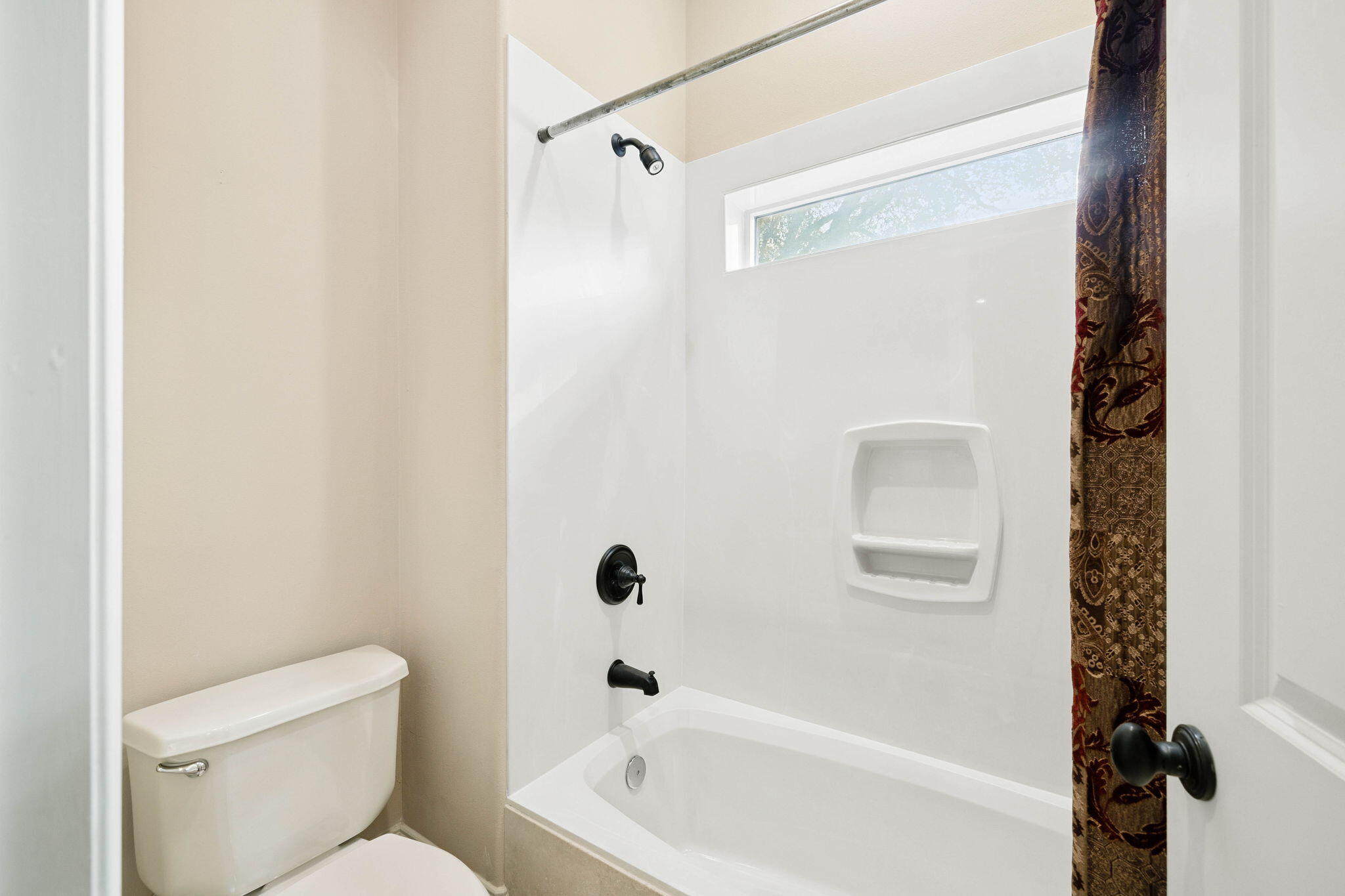 6326 Augusta Cove Destin, FL 32541 - Photo 59 of 71 62-Guest-Bath-Tub-Shower