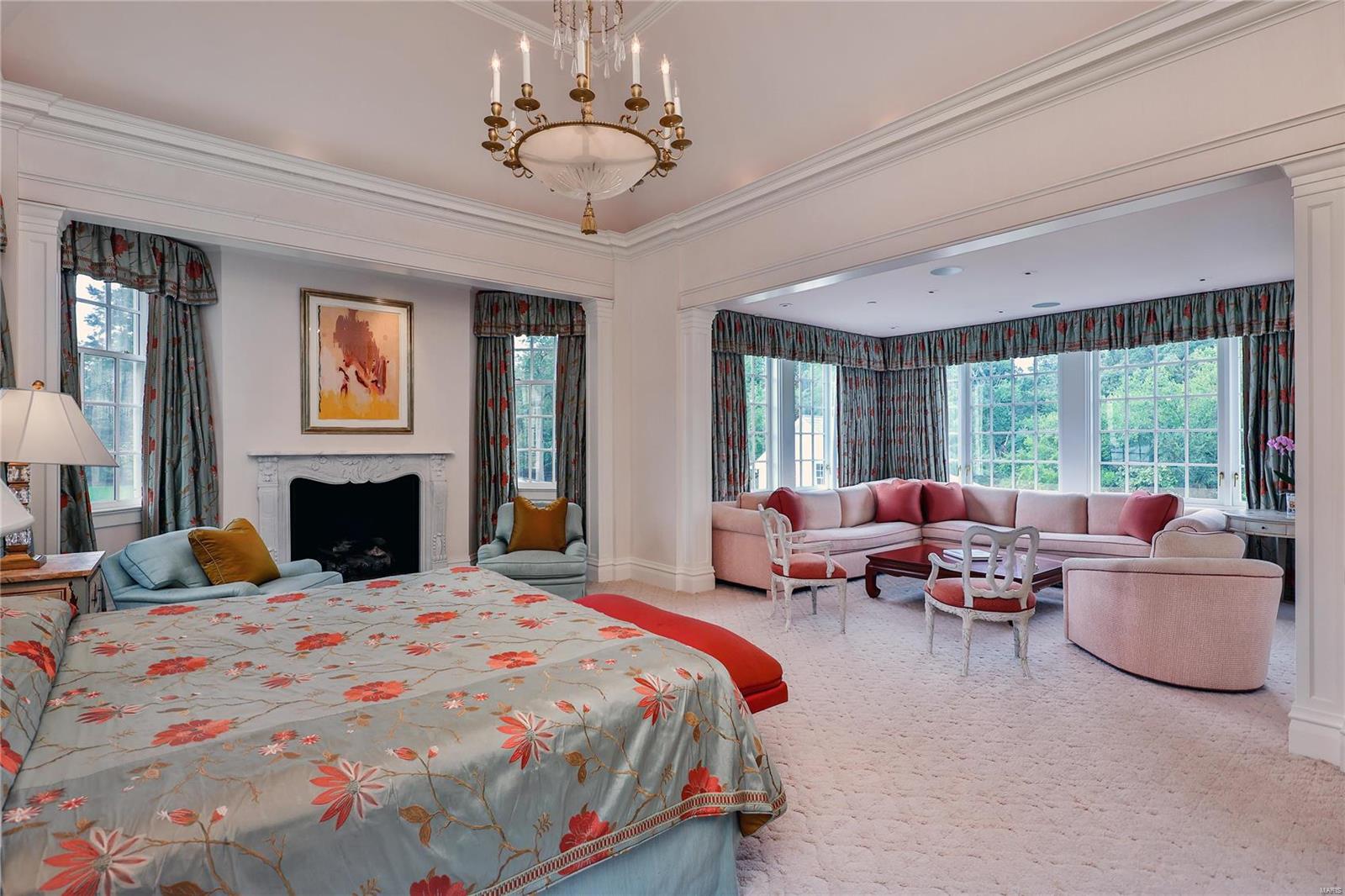 201 South McKnight Road St. Louis, MO 63124 - Photo 28 of 67 Gallery Image 28