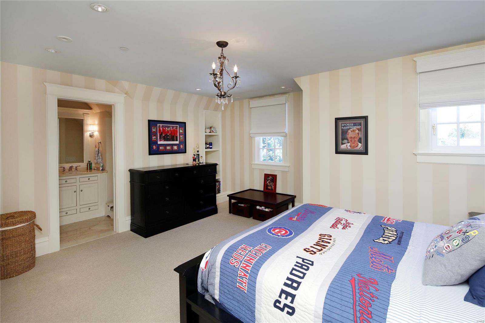 201 South McKnight Road St. Louis, MO 63124 - Photo 34 of 67 Gallery Image 34