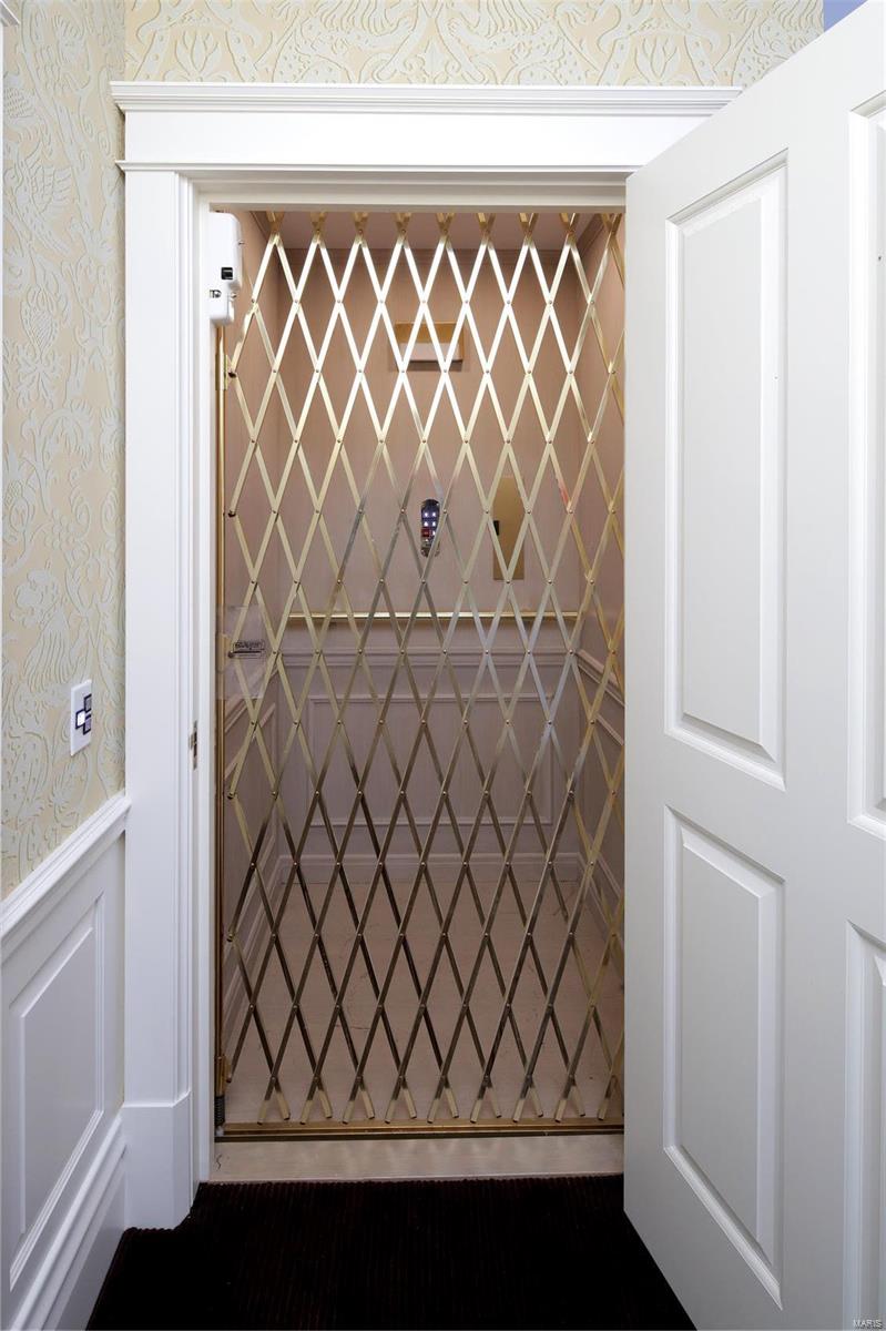 201 South McKnight Road St. Louis, MO 63124 - Photo 39 of 67 Gallery Image 39