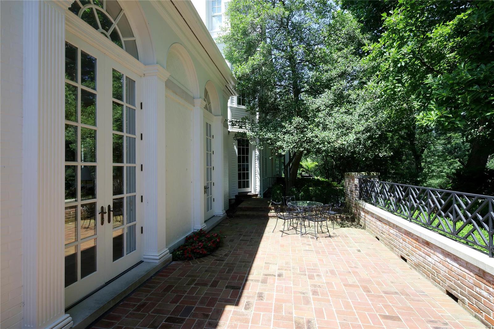 201 South McKnight Road St. Louis, MO 63124 - Photo 50 of 67 Gallery Image 50