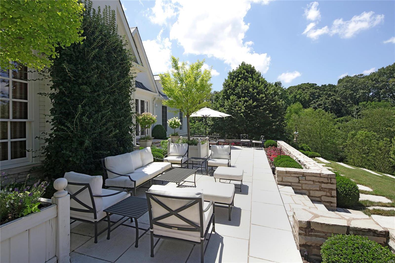 201 South McKnight Road St. Louis, MO 63124 - Photo 51 of 67 Gallery Image 51