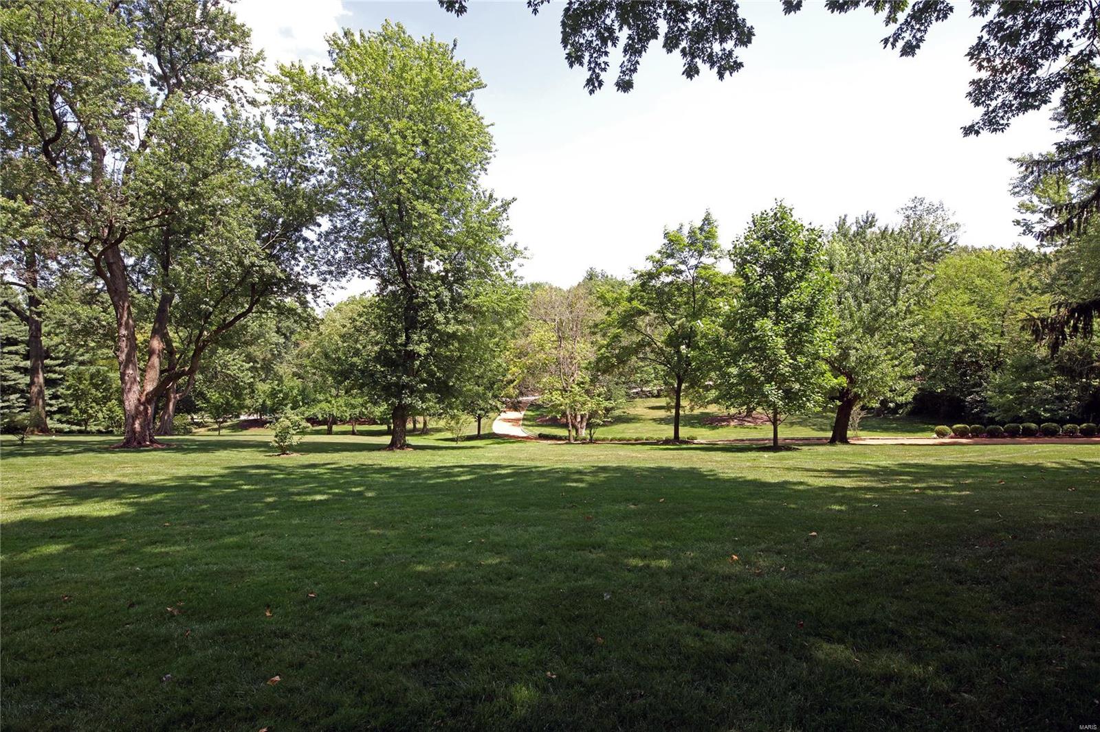 201 South McKnight Road St. Louis, MO 63124 - Photo 57 of 67 Gallery Image 57