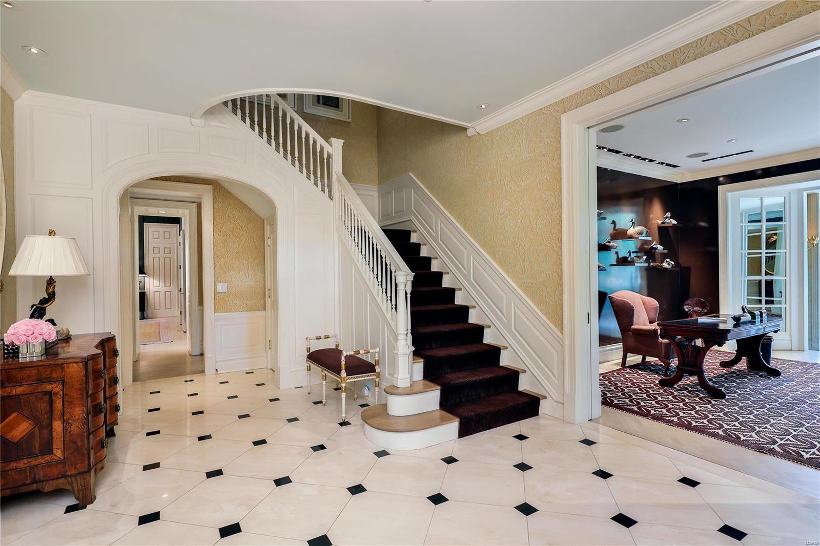201 South McKnight Road St. Louis, MO 63124 - Photo 7 of 67 Gallery Image 7