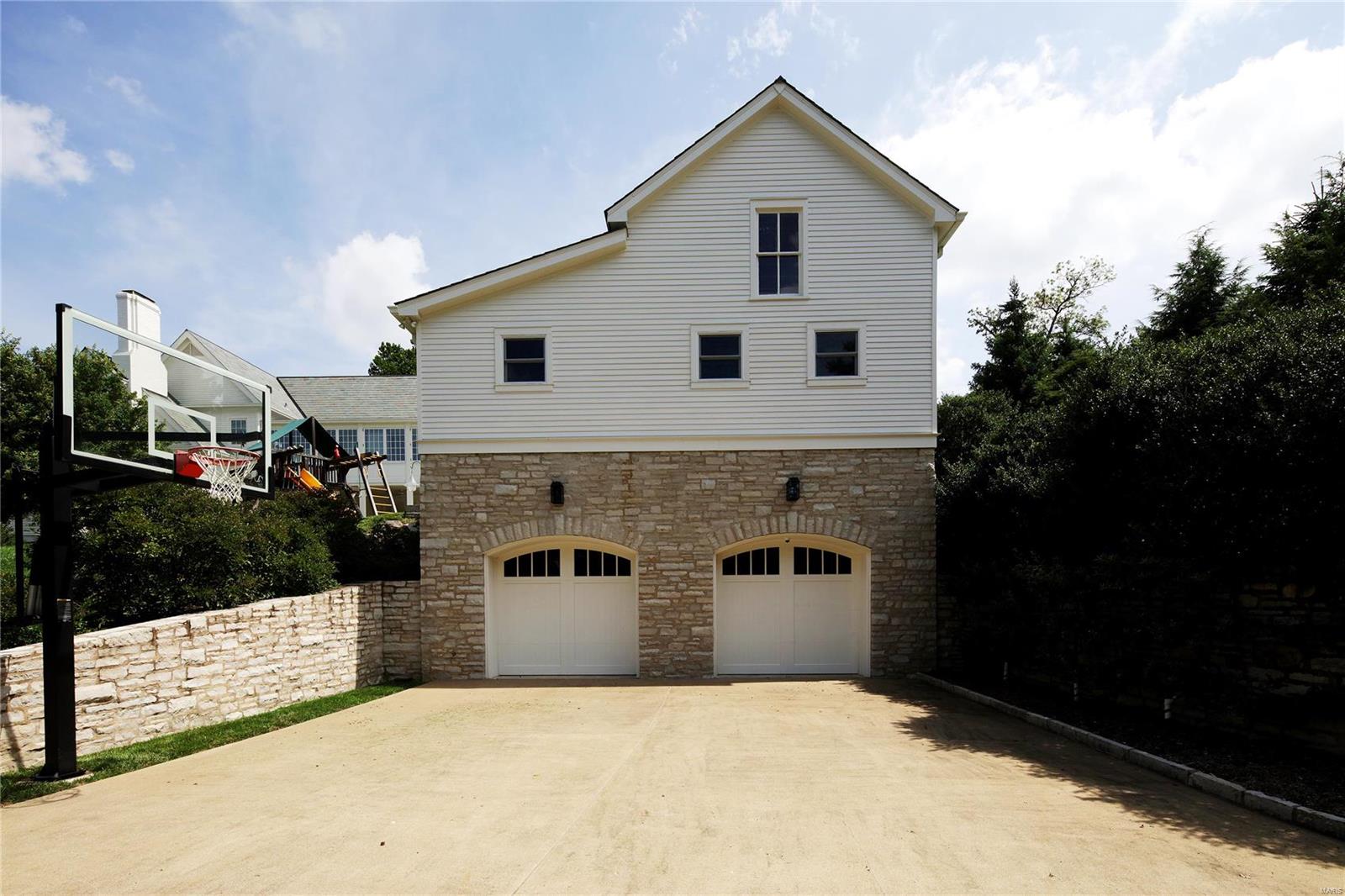 201 South McKnight Road St. Louis, MO 63124 - Photo 61 of 67 Gallery Image 61