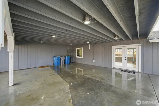 a view of a livingroom with a patio