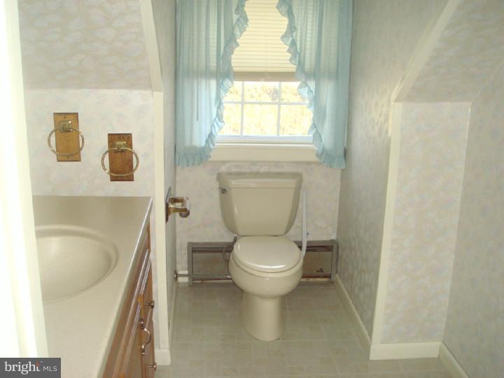 2524 Yardville Hamilton Square Road Hamilton, NJ 08690 - Photo 15 of 24 Gallery Image 15