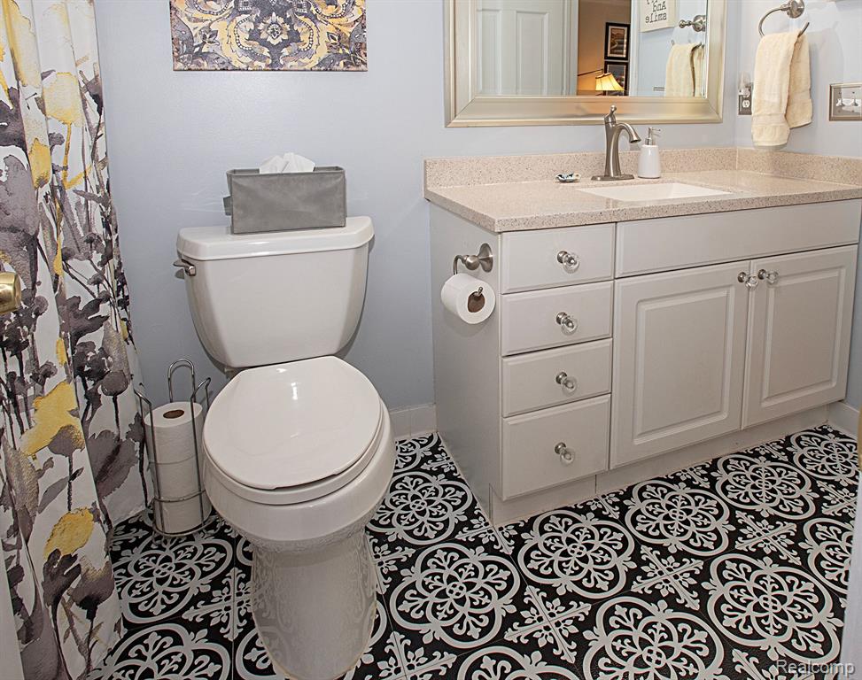 378 Willow Grove Lane Rochester Hills, MI 48307 - Photo 30 of 42