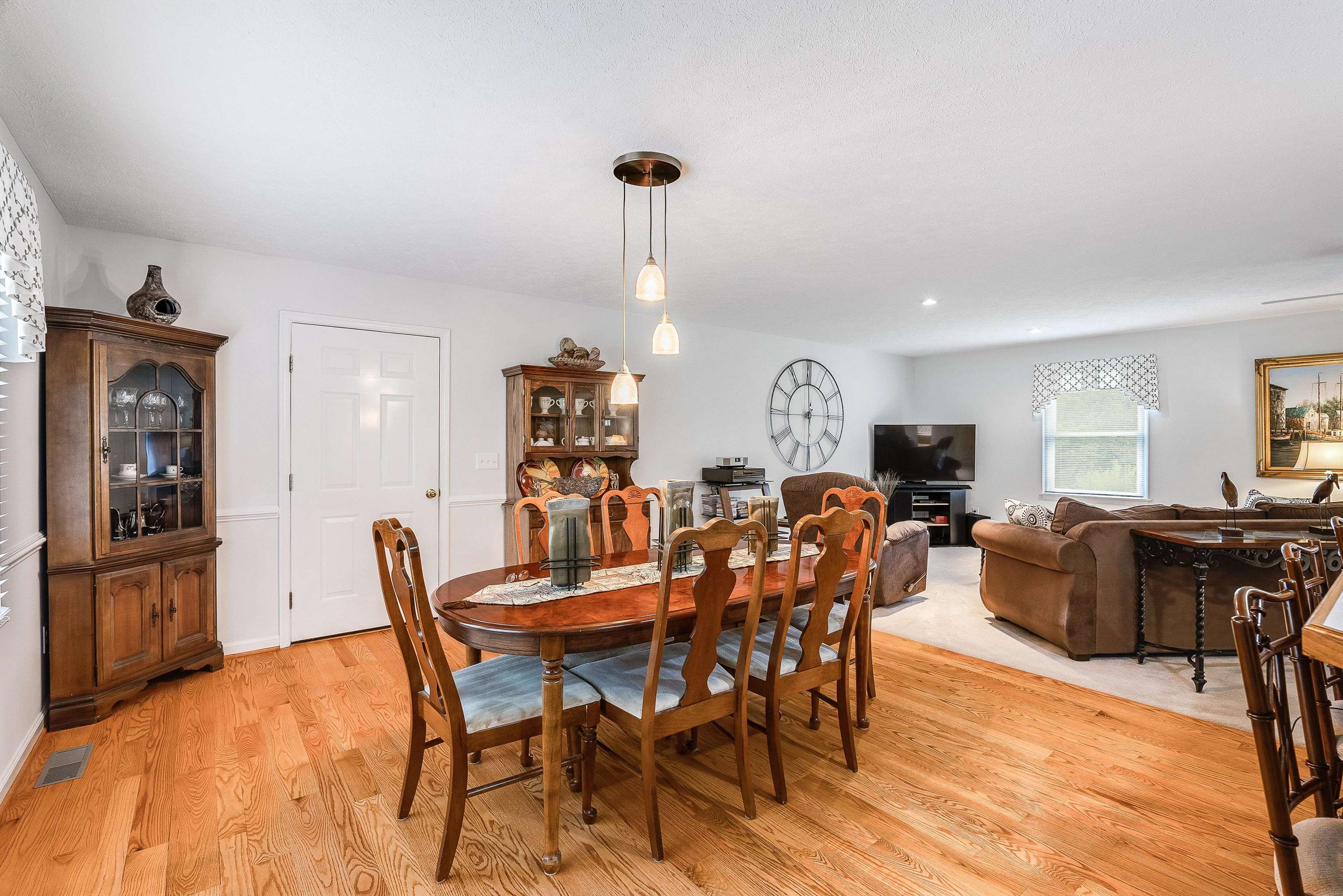 31 Folly Mills Station Road Staunton, VA 24401 - Photo 21 of 48 a view of a dining room with furniture