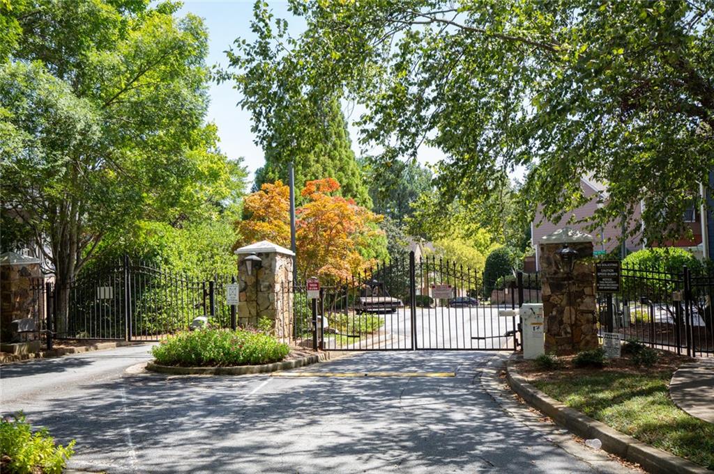 2122 Meadow Peak Road Duluth, GA 30097 - Photo 3 of 35 Gallery Image 3