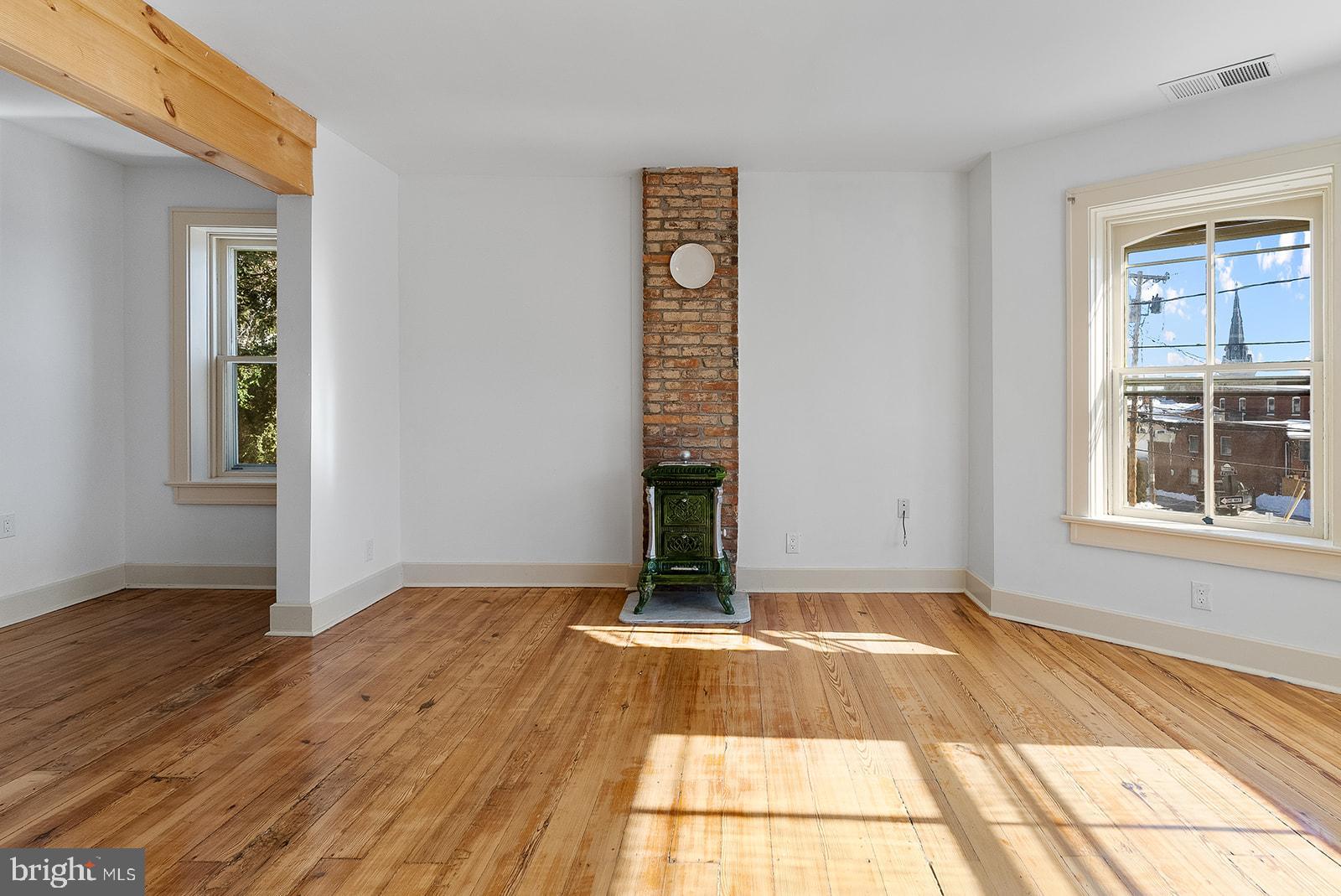 132 Amherst Street Winchester, VA 22601 - Photo 39 of 73