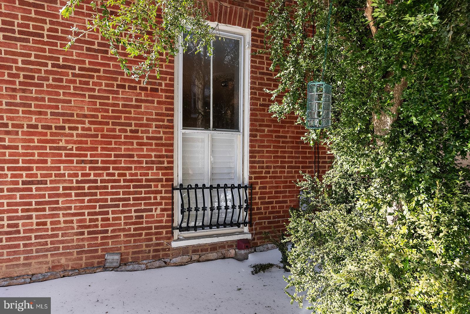 132 Amherst Street Winchester, VA 22601 - Photo 4 of 73