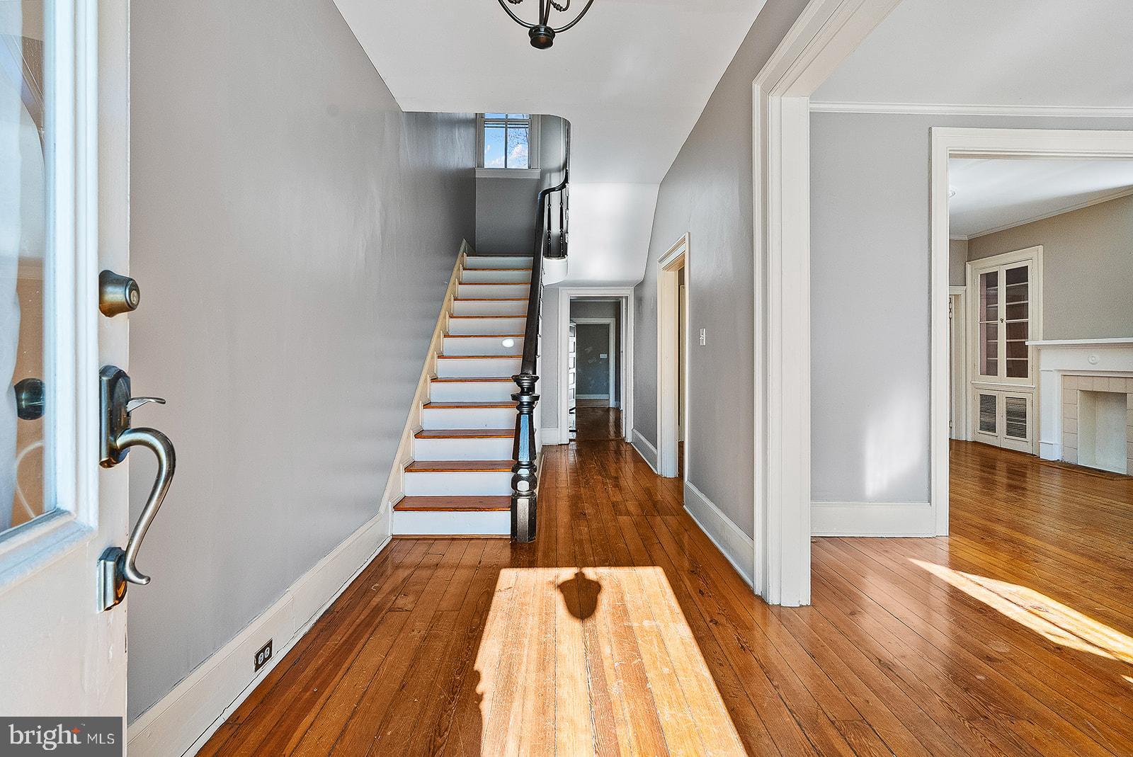 132 Amherst Street Winchester, VA 22601 - Photo 7 of 73