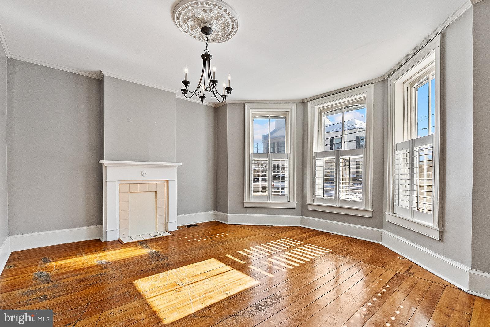 132 Amherst Street Winchester, VA 22601 - Photo 9 of 73