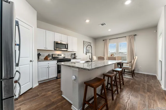 $1,950 | 3127 Keuka Park Drive, San Antonio, TX 78245