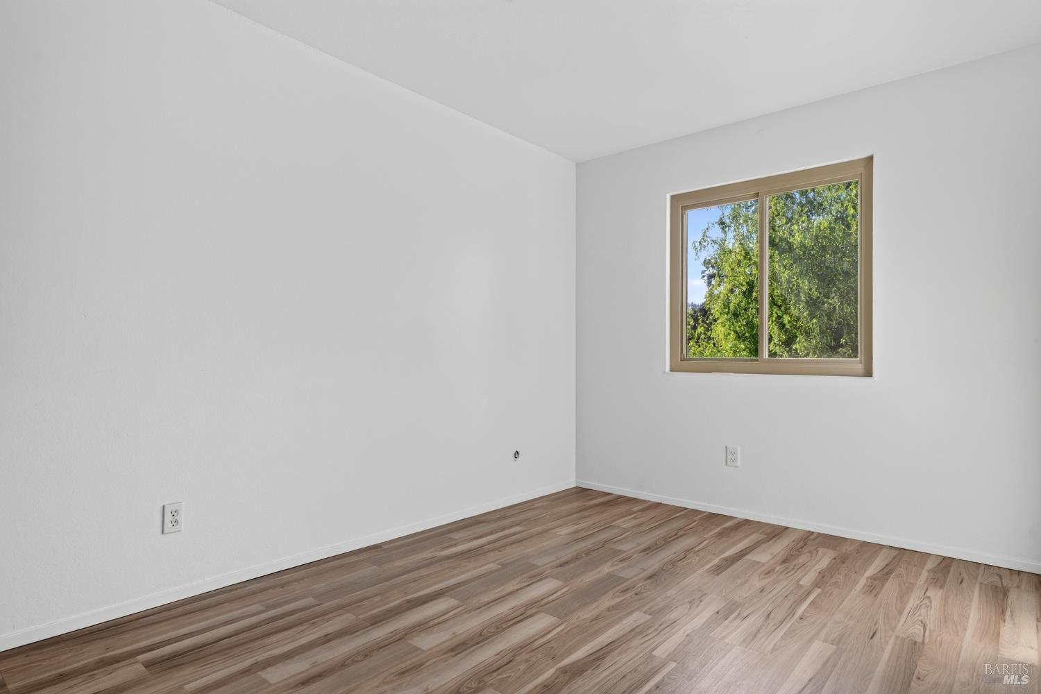 1713 Las Pravadas Court Santa Rosa, CA 95409 - Photo 12 of 32