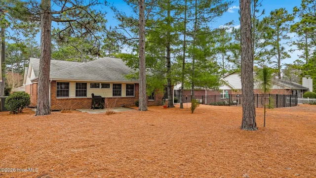 $408,000 | 560 Pinehurst Trace Drive, Pinehurst, NC 28374