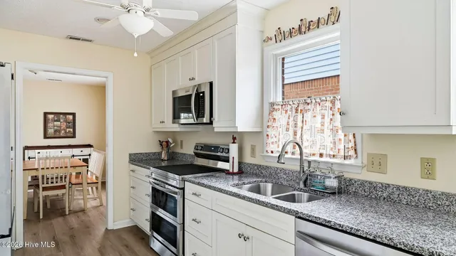 $408,000 | 560 Pinehurst Trace Drive, Pinehurst, NC 28374