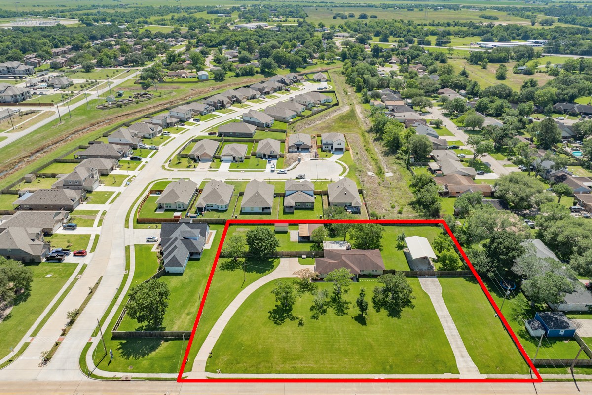 1412 Buchta Road Angleton, TX 77515 - Photo 5 of 48