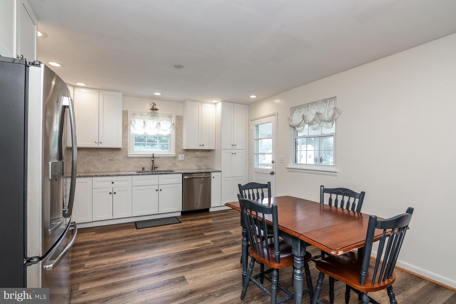 678 Gerard Road Broomall, PA 19008 - Photo 6 of 16