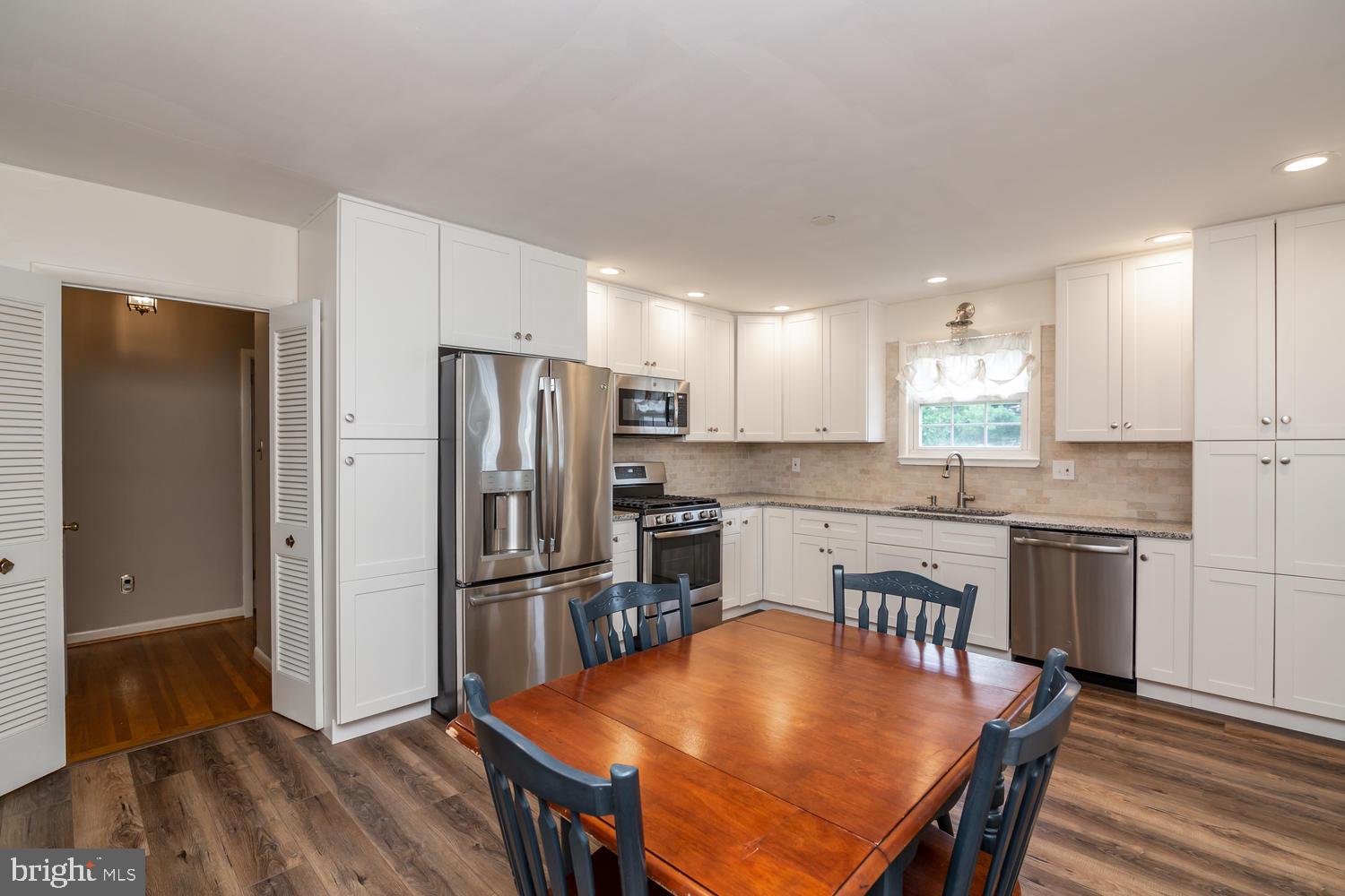 678 Gerard Road Broomall, PA 19008 - Photo 8 of 16