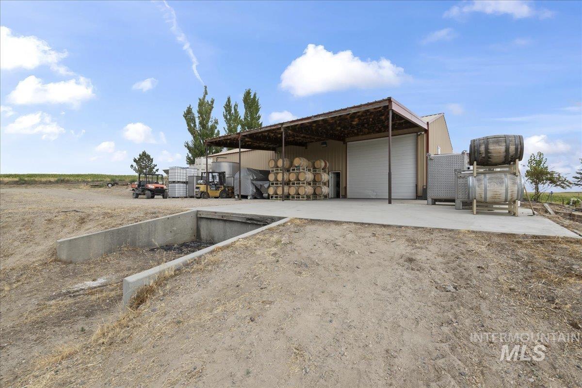 24013 Arena Valley Road Parma, ID 83660 - Photo 11 of 22