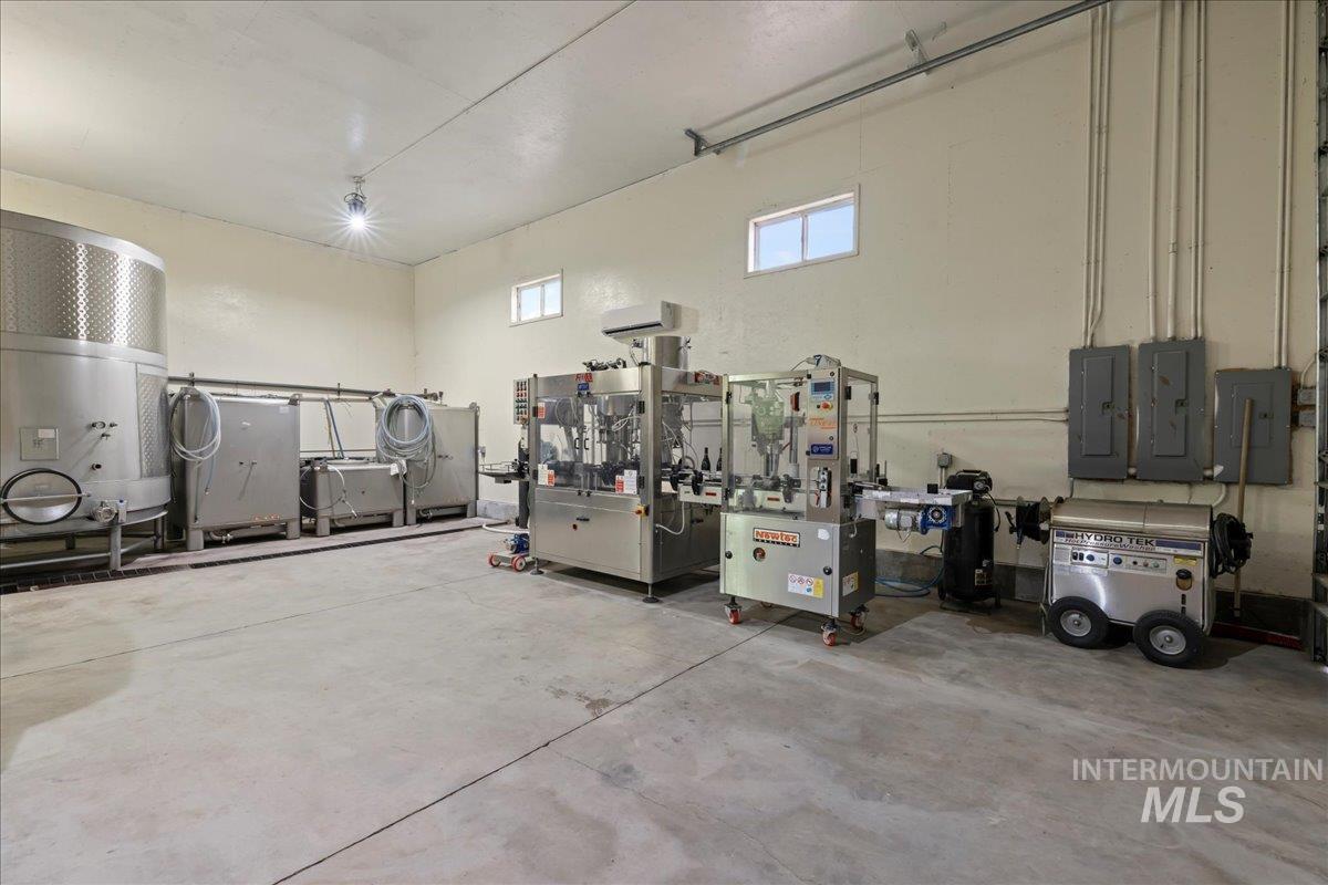 24013 Arena Valley Road Parma, ID 83660 - Photo 18 of 22