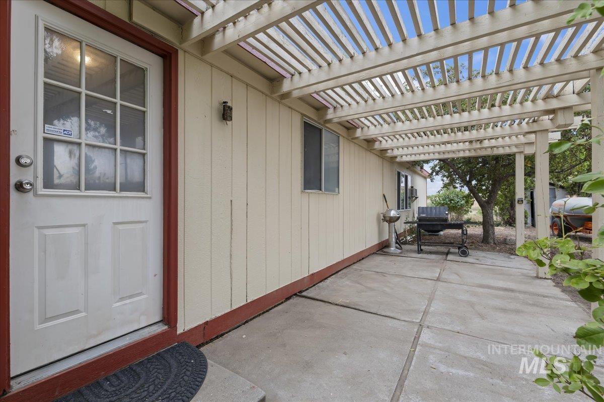 24013 Arena Valley Road Parma, ID 83660 - Photo 7 of 22