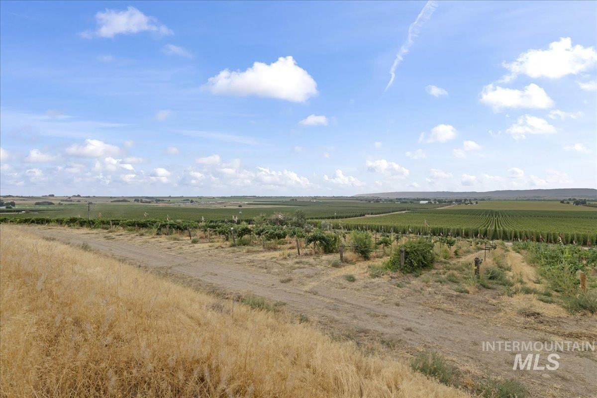 24013 Arena Valley Road Parma, ID 83660 - Photo 9 of 22