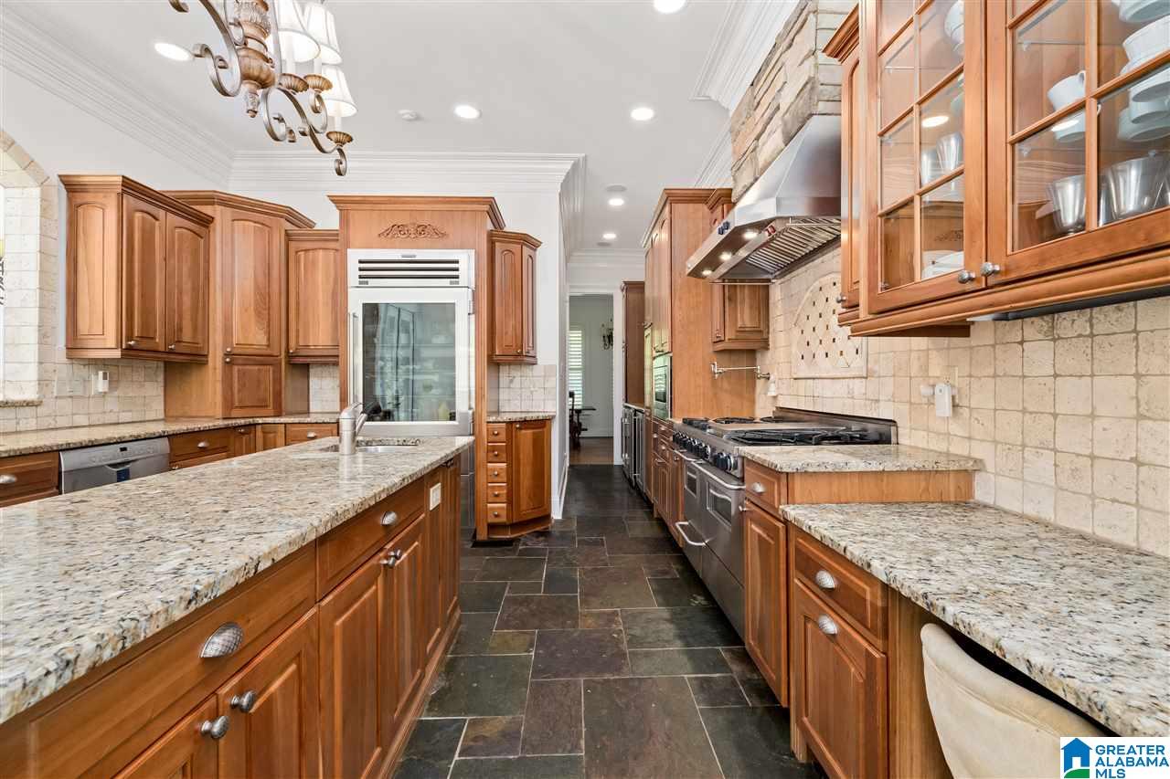 2729 Millbrook Road Birmingham, AL 35243 - Photo 25 of 50