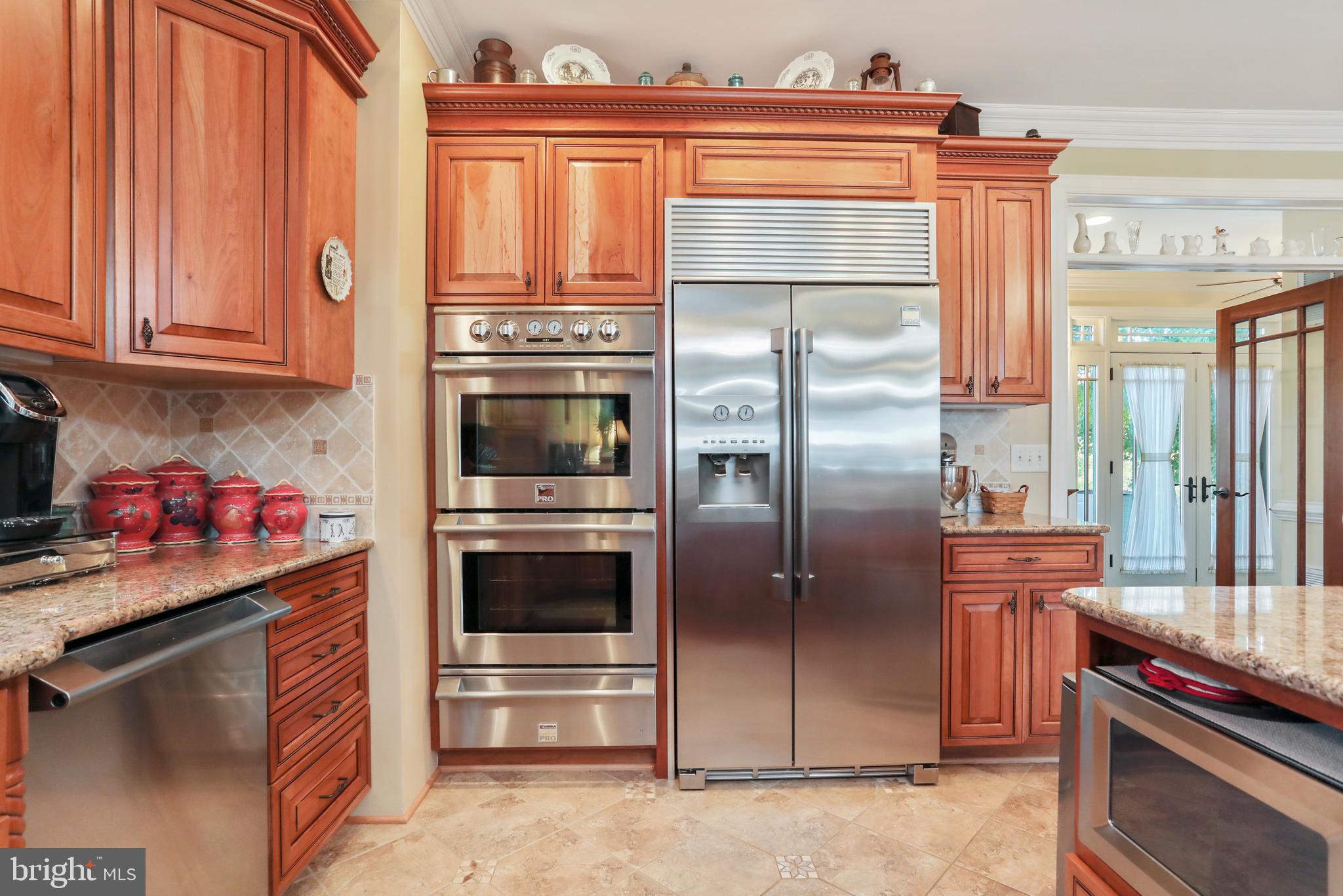 303 Bluff Road Strasburg, VA 22657 - Photo 10 of 65 Double ovens with warming compartment