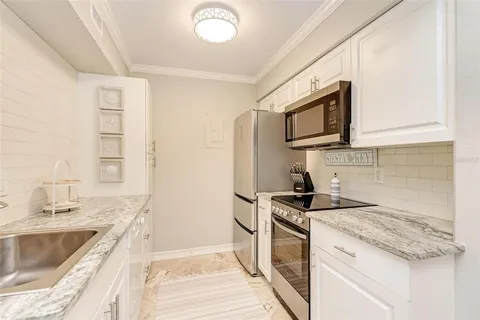 $349,000 | 5683 Midnight Pass Road, Unit 105, Sarasota, FL 34242