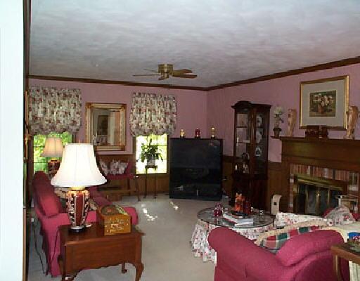 90 Queen Regent Court Blue Ridge, VA 24064 - Photo 5 of 6 Listing Photo