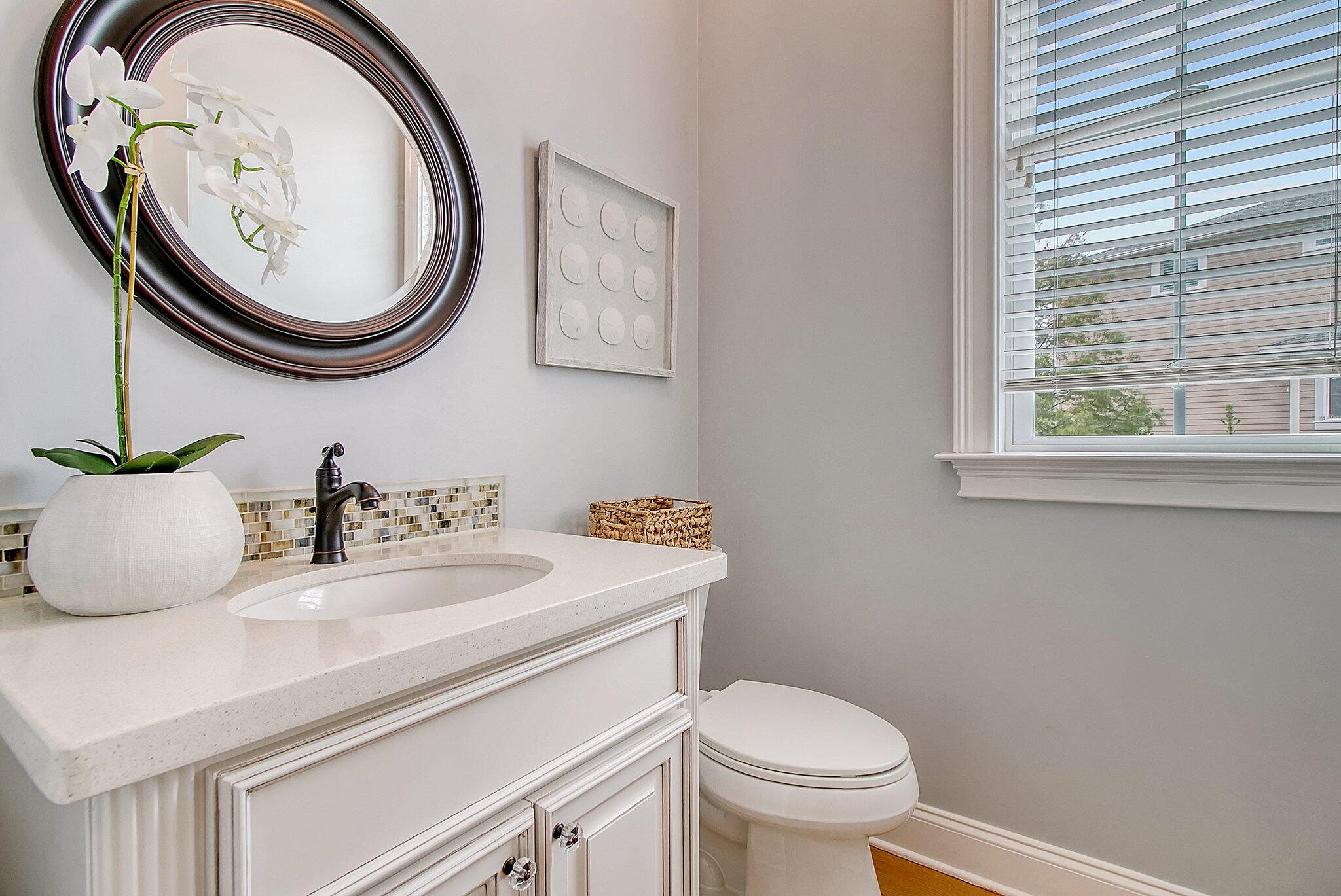 2733 Fountainhead Way Mount Pleasant, SC 29466 - Photo 27 of 98 2733 Fountainhead powder room