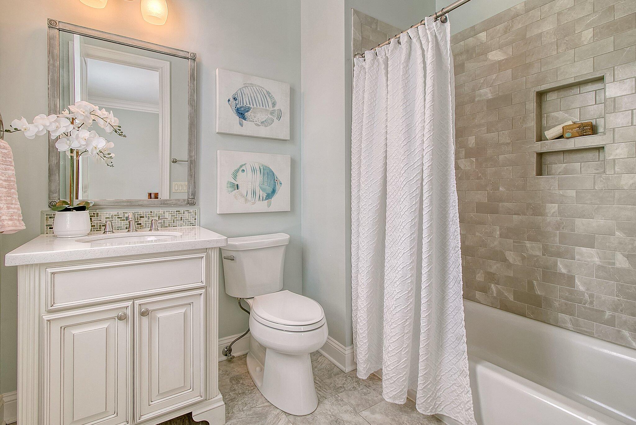 2733 Fountainhead Way Mount Pleasant, SC 29466 - Photo 29 of 98 2733 Fountainhead guest ba down