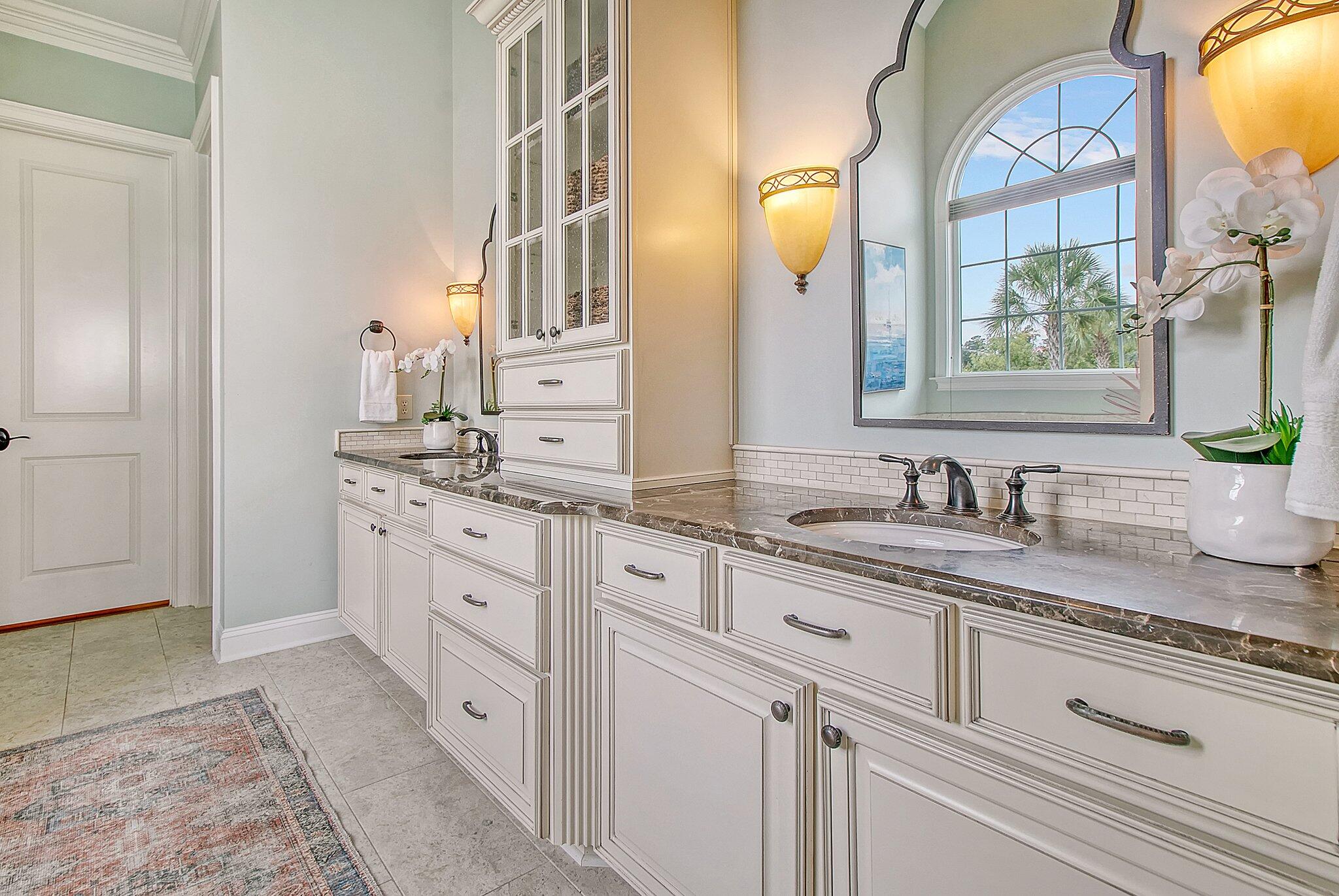 2733 Fountainhead Way Mount Pleasant, SC 29466 - Photo 34 of 98 2733 Fountainhead master ba sinks